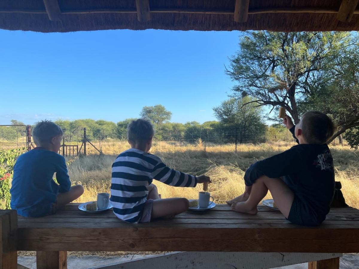Simba Safaris African Pride Exotic Lodge Lephalale Exterior photo
